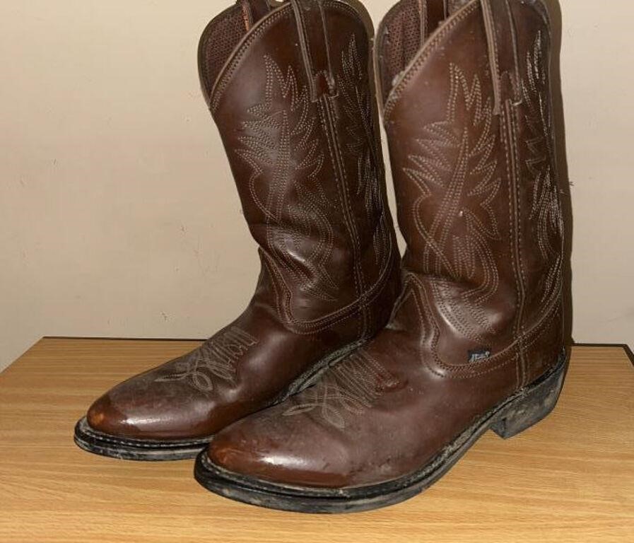 Justis Cowboy Boots, Brown, 10.5D