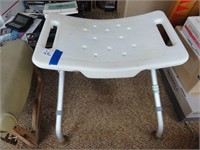 Plastic seat shower chair HealthPlus *folds