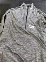 Under Armor Pull Over Size M