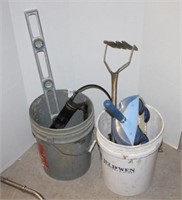 CHOICE OF BUCKETS OF TOOLS