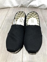 Toms Ladies Shoes Size 8