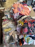 100+ PCs of mostly girls 12m and younger clothing