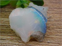 ROUGH OPAL ROCK STONE LAPIDARY SPECIMEN