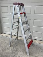 White Metal Sears Craftsman 6ft Ladder