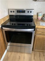 WhirlPool Glasstop Stove