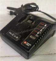 NiCAD 9.6 V-18V Charger Porter and Cable PCMVC