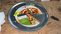 Nordic Ware - 16in Hot Air Pizza Crisper Pan