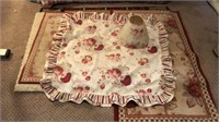 (5) RUGS & TABLECLOTH W/ MATCHING LAMPSHADE