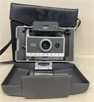 Polaroid automatic 340 land camera