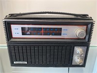 Vintage Holiday Transistor Radio - Working