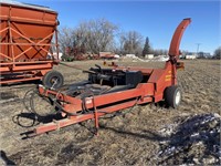 NH FP230 forage harvester with LIKE NEW corn head