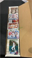 Sports cards, thousand count box full of Topps