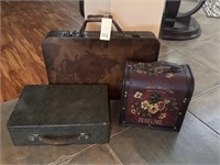3 Decorative Stacking Boxes