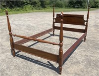BEAUTIFUL MAHOGANY QUEEN SIZE BED FRAME