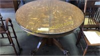 Antique Round oak claw foot table