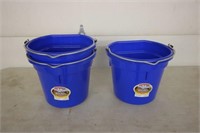(3) Flat back buckets
