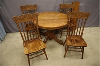 5 PC. OAK RD TABLE & CHAIRS SET: