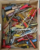 Box lot with various screwdrivers