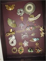 Brooches & Pins - Vintage Fashion Jewelry