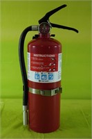 Fire Extinguisher w/ Bracket "Dry Chemical"