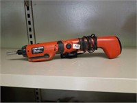 Black and decker pivot plus