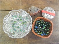Lot: marbles, polished sea shells, more