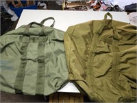 2 military kit bag, flyers bags.