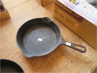 Griswold Cast Iron Fry Pan, approx. 8"