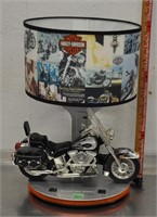 Harley Davidson table lamp, see notes