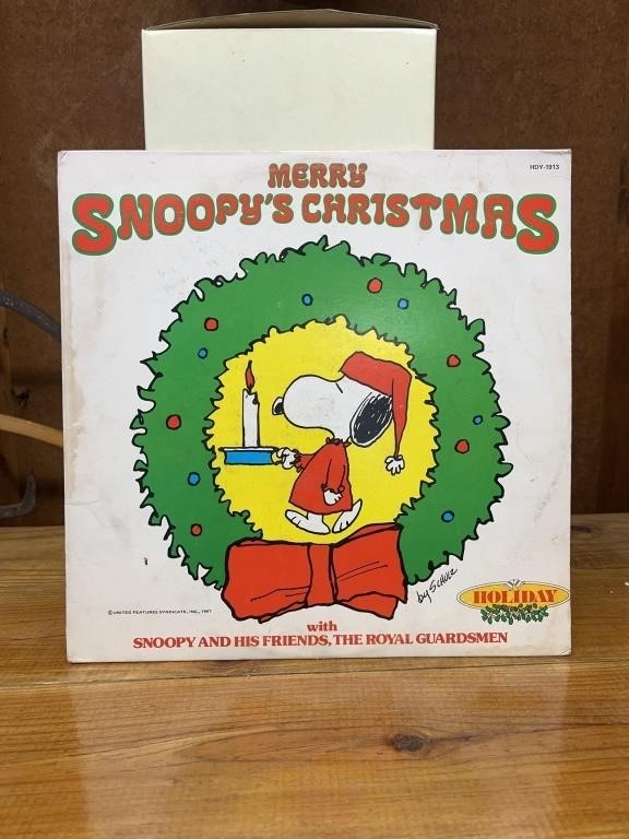 Merry Snoopy's Christmas LP Record. Vinyl