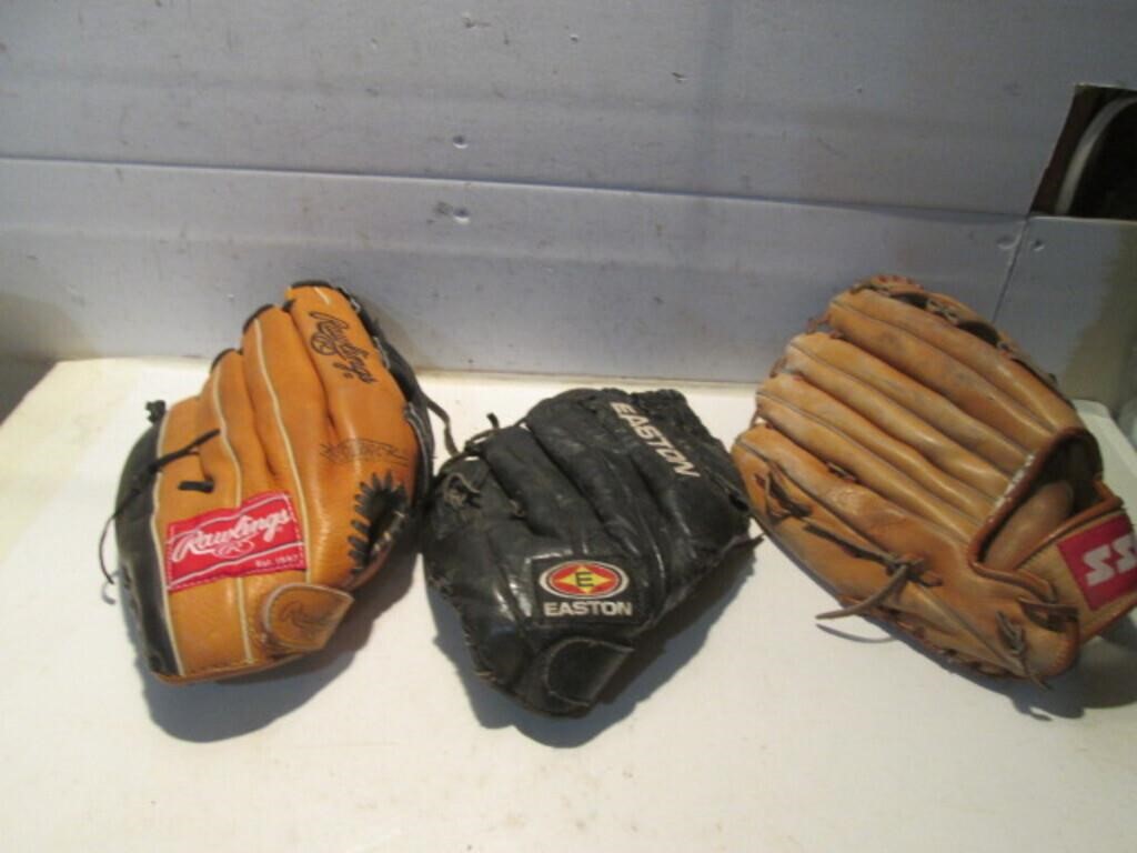 GROUP OF BASEBALL GLOVES