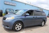 2013 Toyota Sienna Wagon