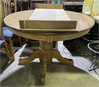 (G) Vintage Round Dining Table with One Leaf