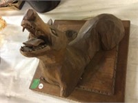 Wood carved animal *cracked