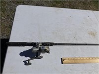 South bend reel and 6’ 6” rod
