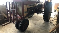 Farmall 404 tractor (gas)