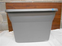 18 Gallon Tote With Lid