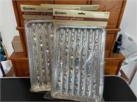 (3) packs of 3 grilling pans
