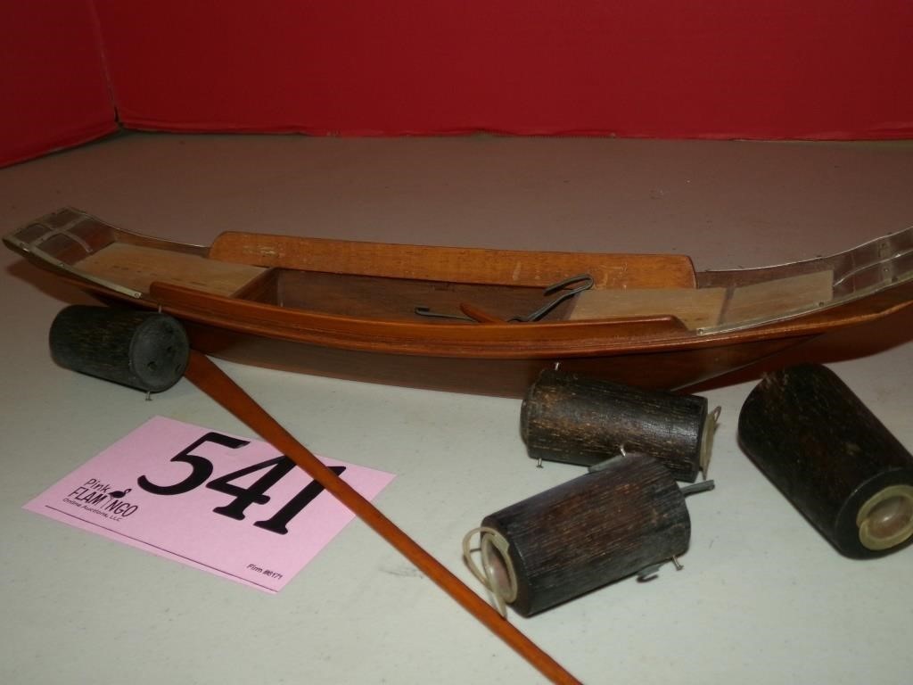 WOODEN GONDOLA WITH BUMPERS