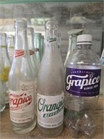 Estate lot of grapico vintage bottles
