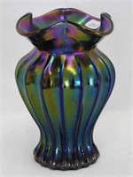 Colonial Lady vase - purple