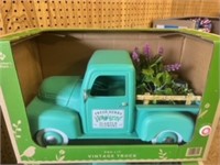 Vintage Truck PreLit Mint Green