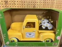 Vintage Truck PreLit Yellow