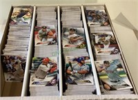 Sports cards - box lot of 2016 Topps MLB trading