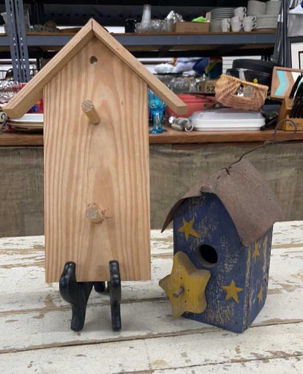Small Wooden Birdhouse, Blue with Yellow Stars
