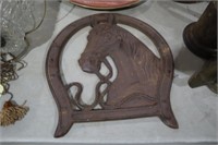 CAST IRON HORSESHOE WALL PLAQUE