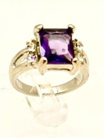 1.2 Ct Amethyst Ring in Silver Setting