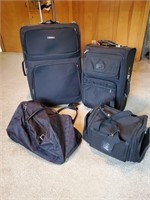 Luggage, (4),  Von Maur -1