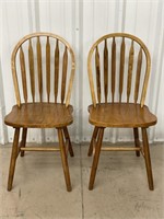 Pair of Wood Round Back Dining Room Chairs