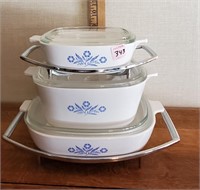 Stacking Pyrex dishware